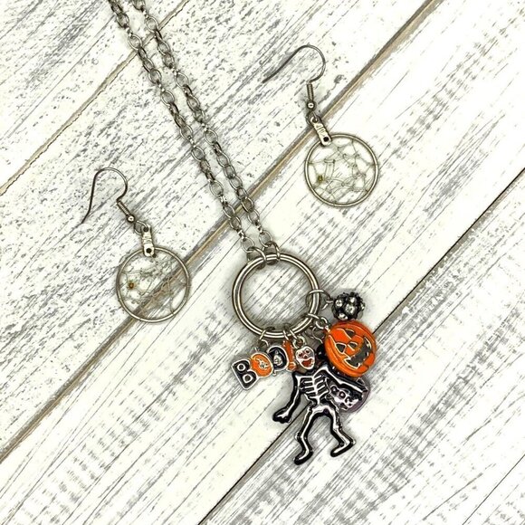 Halloween Necklace Earrings Set Silver Tone Spider Web Skeleton Pumpkin - Picture 1 of 5